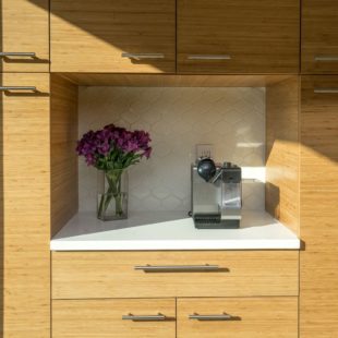 Modern Lambertville Kitchen with Ultracraft 6
