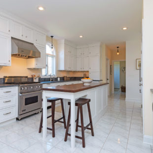 Flemington Kitchen with StarMark Cabinetry 11
