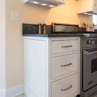 Flemington Kitchen with StarMark Cabinetry 17