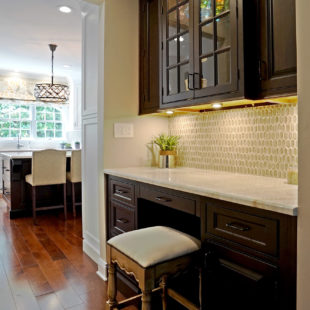 Lebanon Kitchen with Niece Custom Cabinetry & StarMark Cabinetry 13