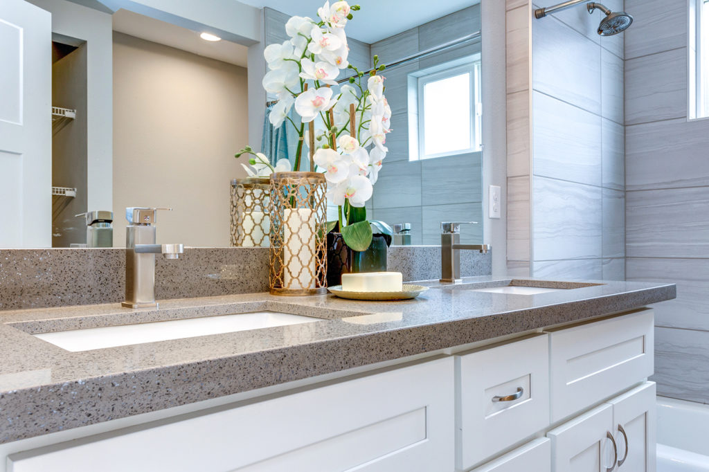 Double Vanity With Rectangle Sinks